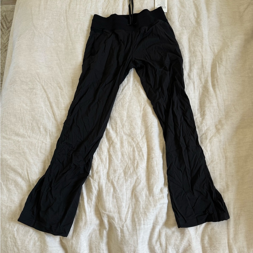 NWT Lululemon Dance Studio Mid Rise